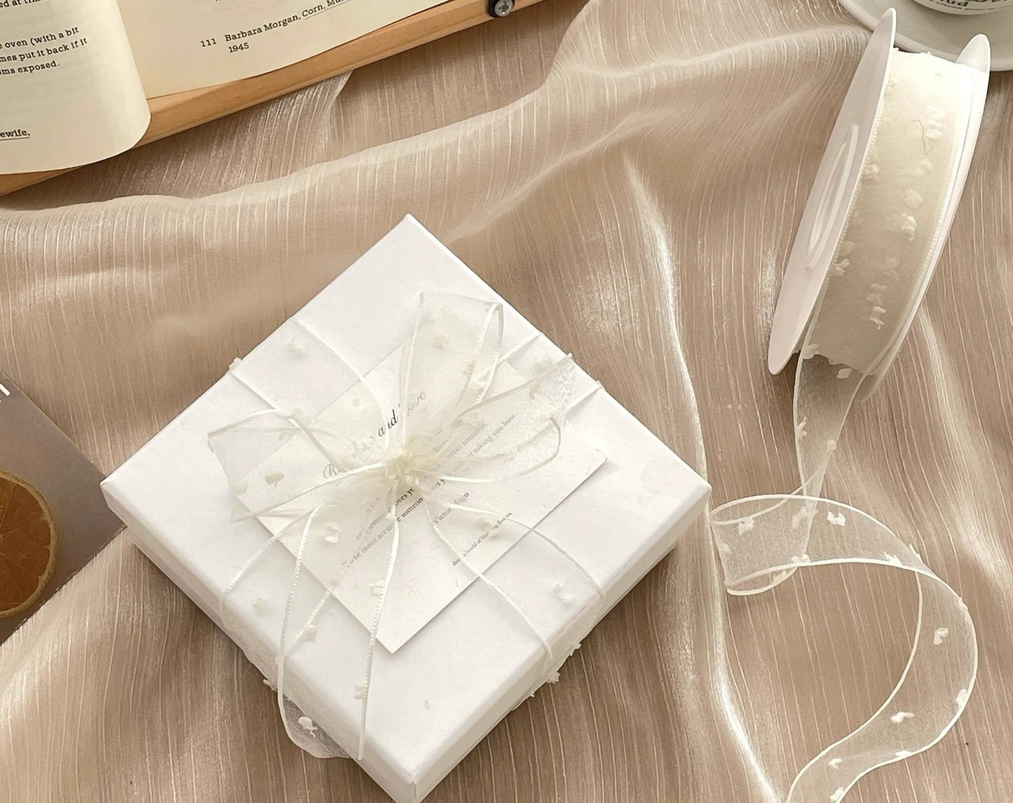 Etheral Dot Ribbon