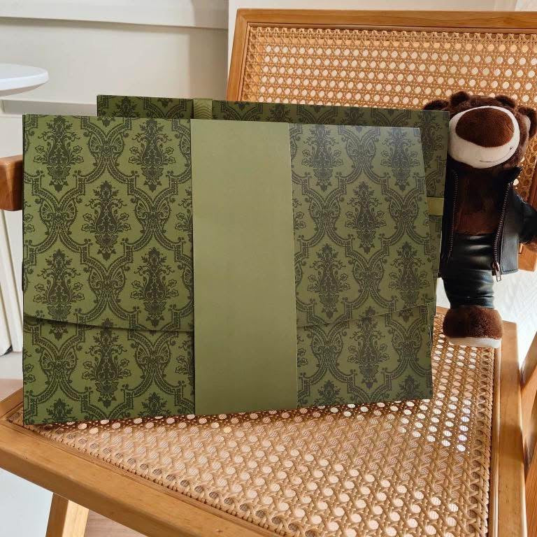 File Pattern Gift Box