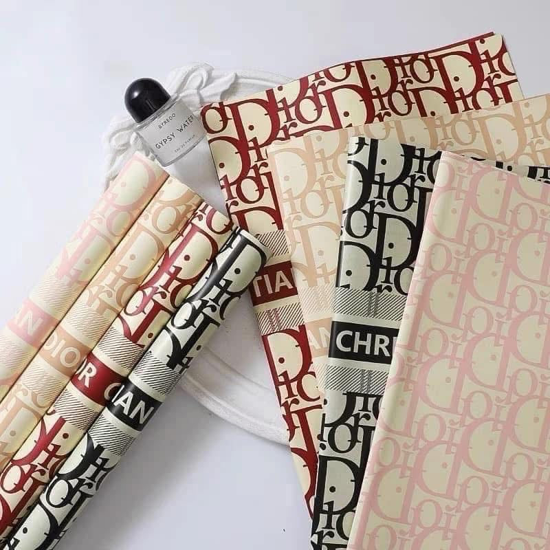 Floral wrapping paper