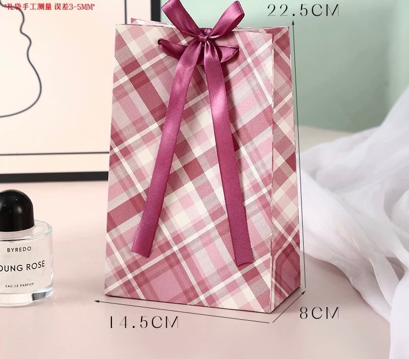 Check Gift Bag