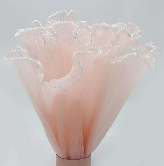 Spray yarn pearl wrap